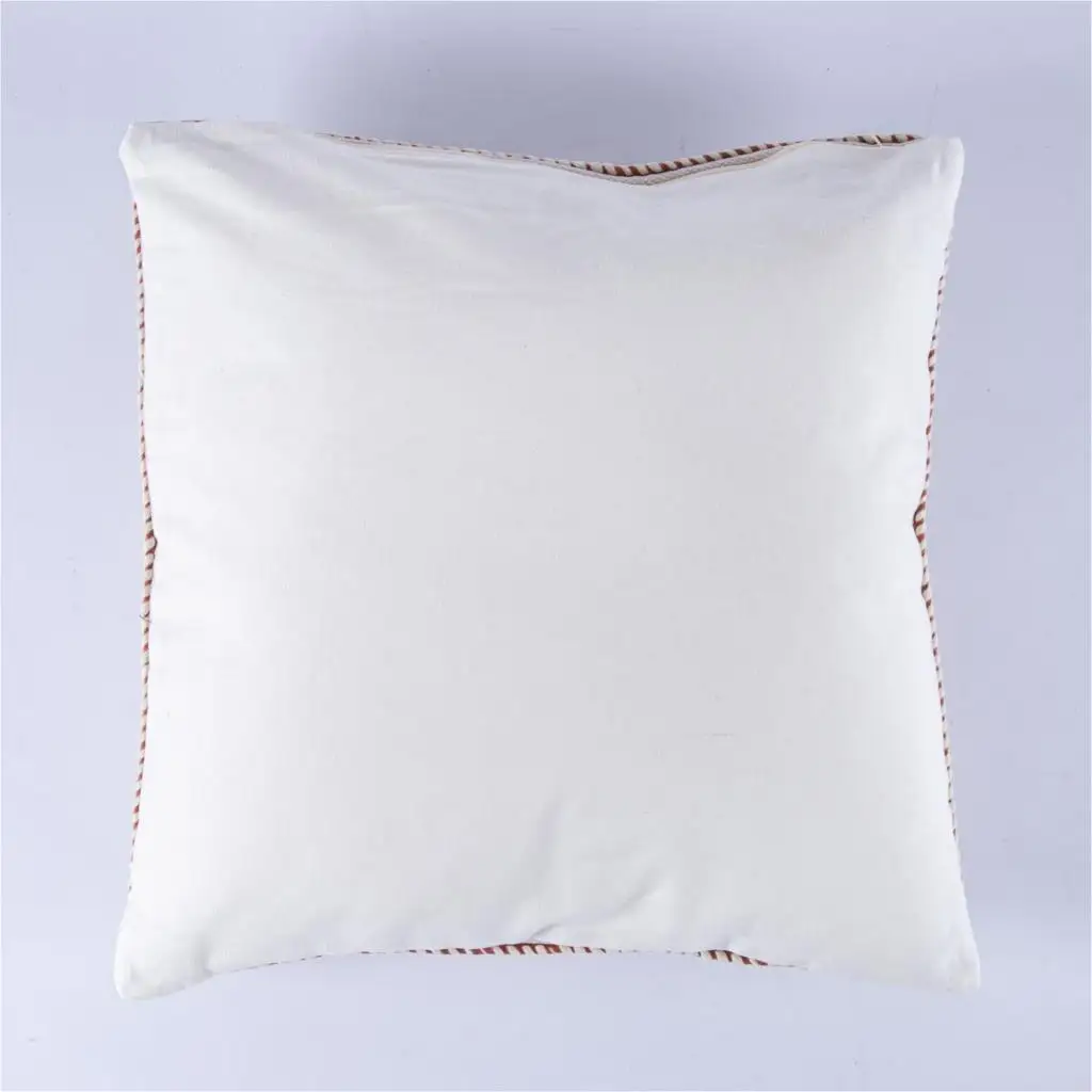 Cushion + Cover with threads