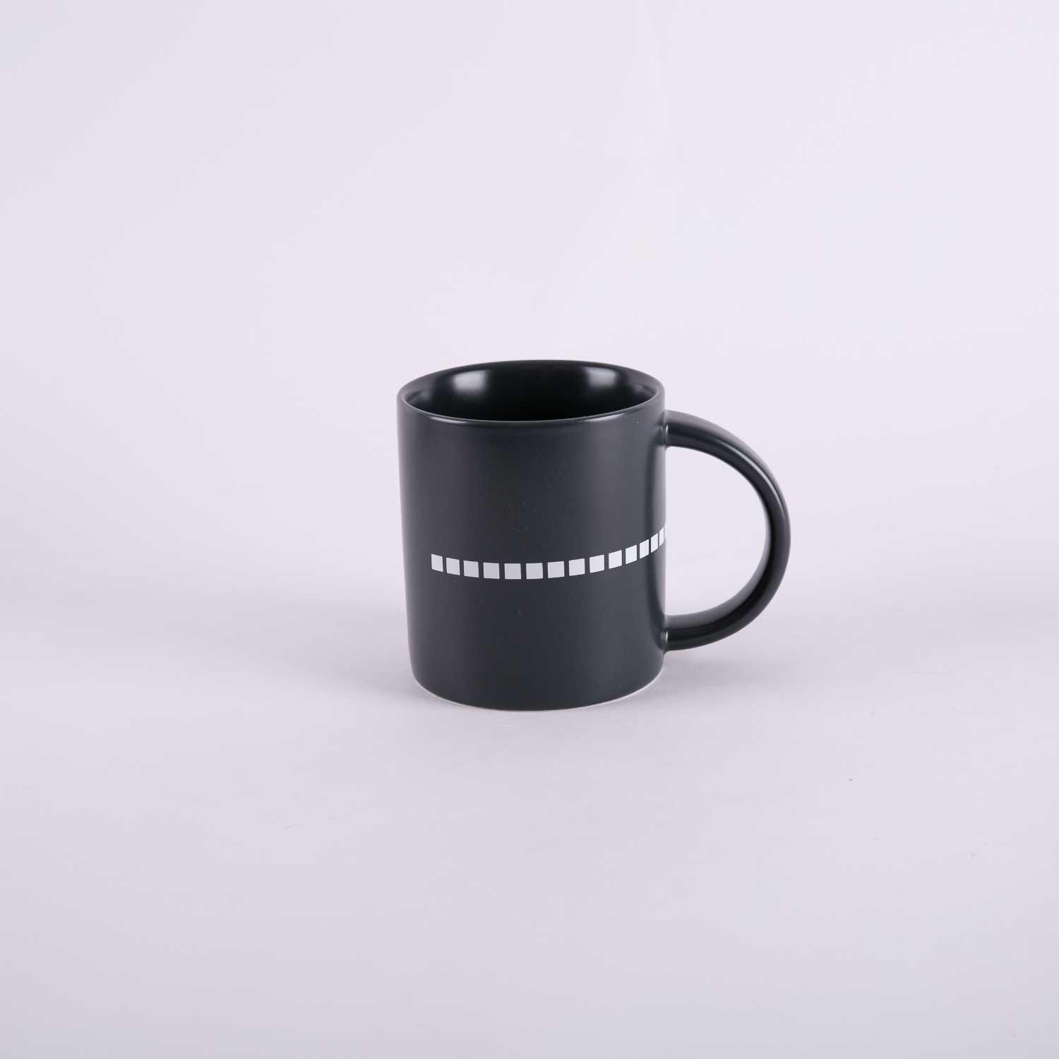 

coffee mug from atheela, Black white