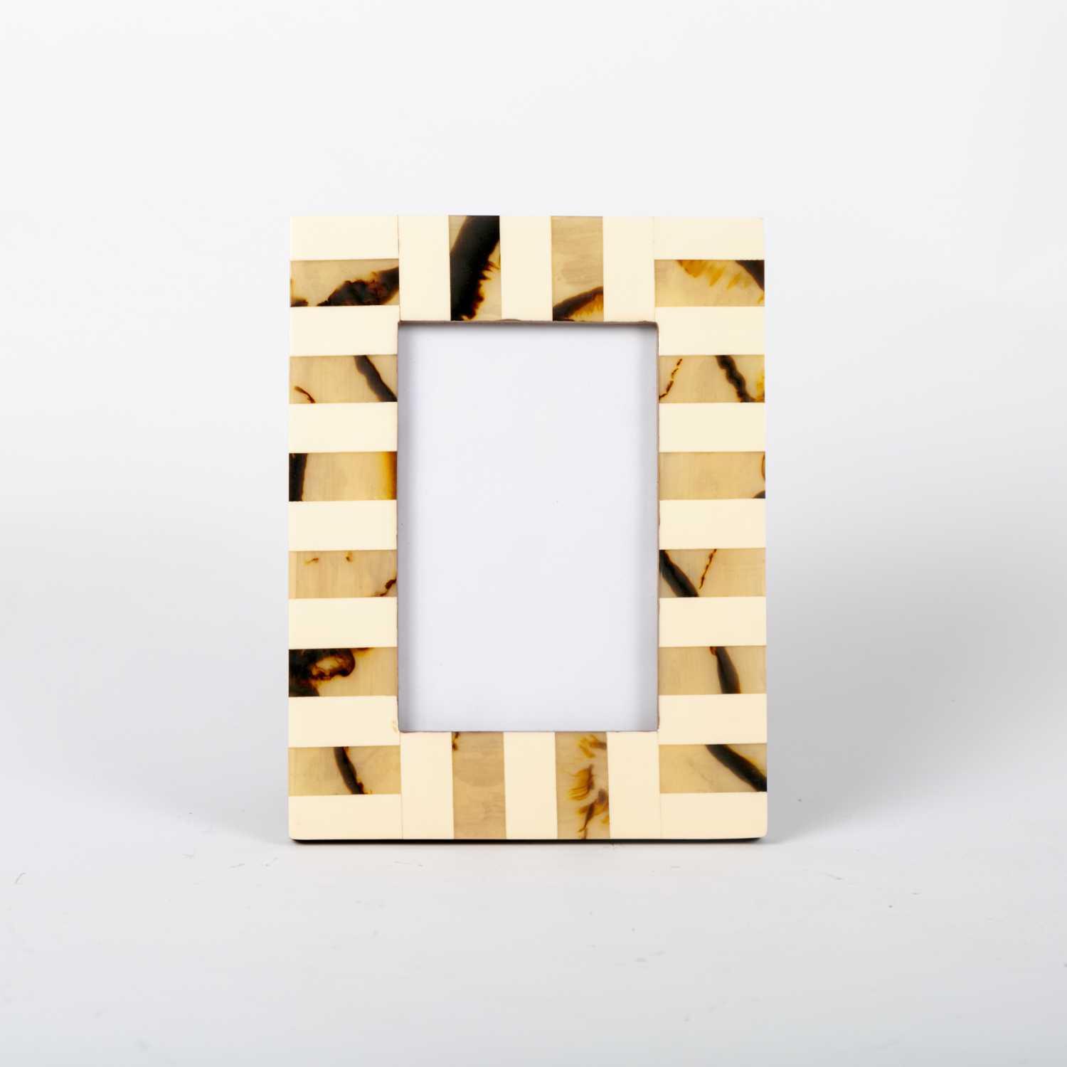 

photo frame - whitebrown, Beige white