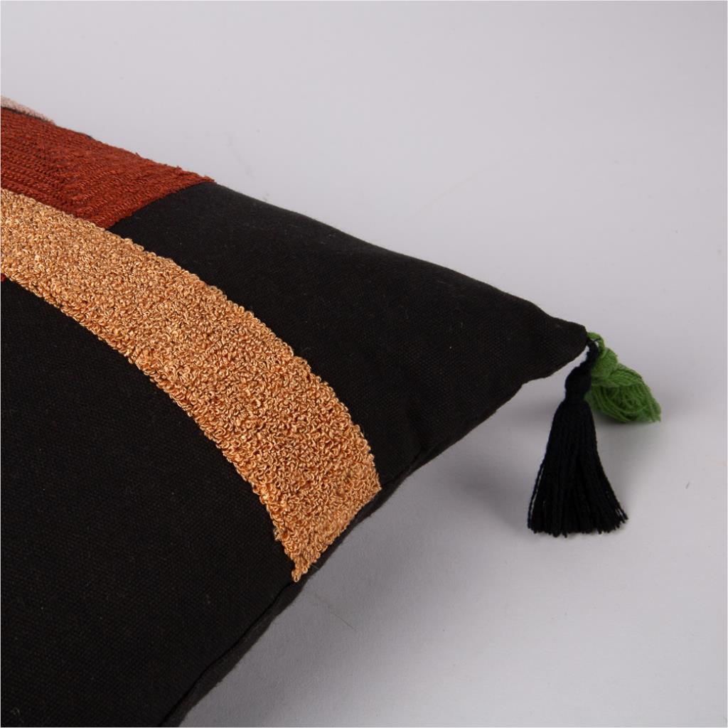 Cushion + Cover with dark pattern