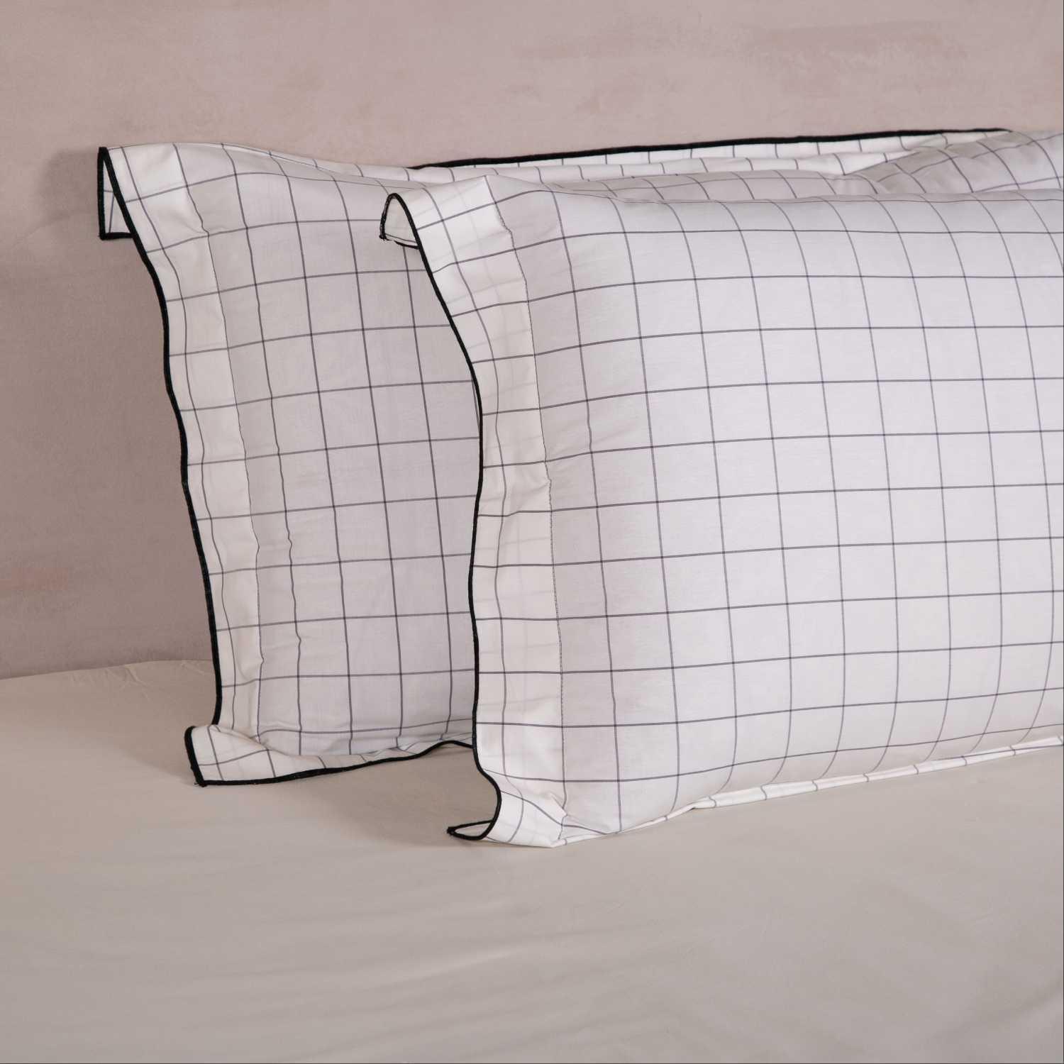 

milana pillow cover set, Black white