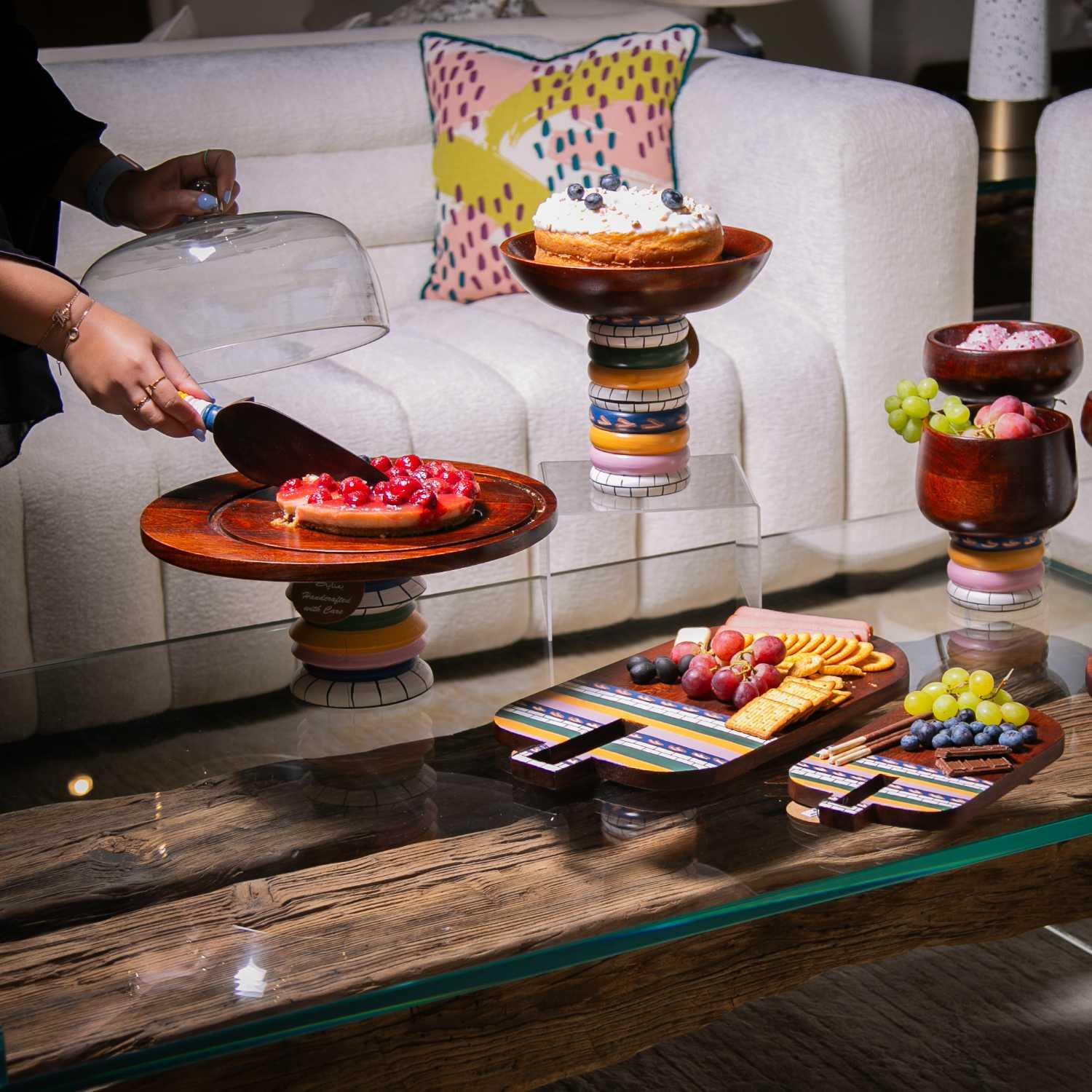 Serving Bowl with stand