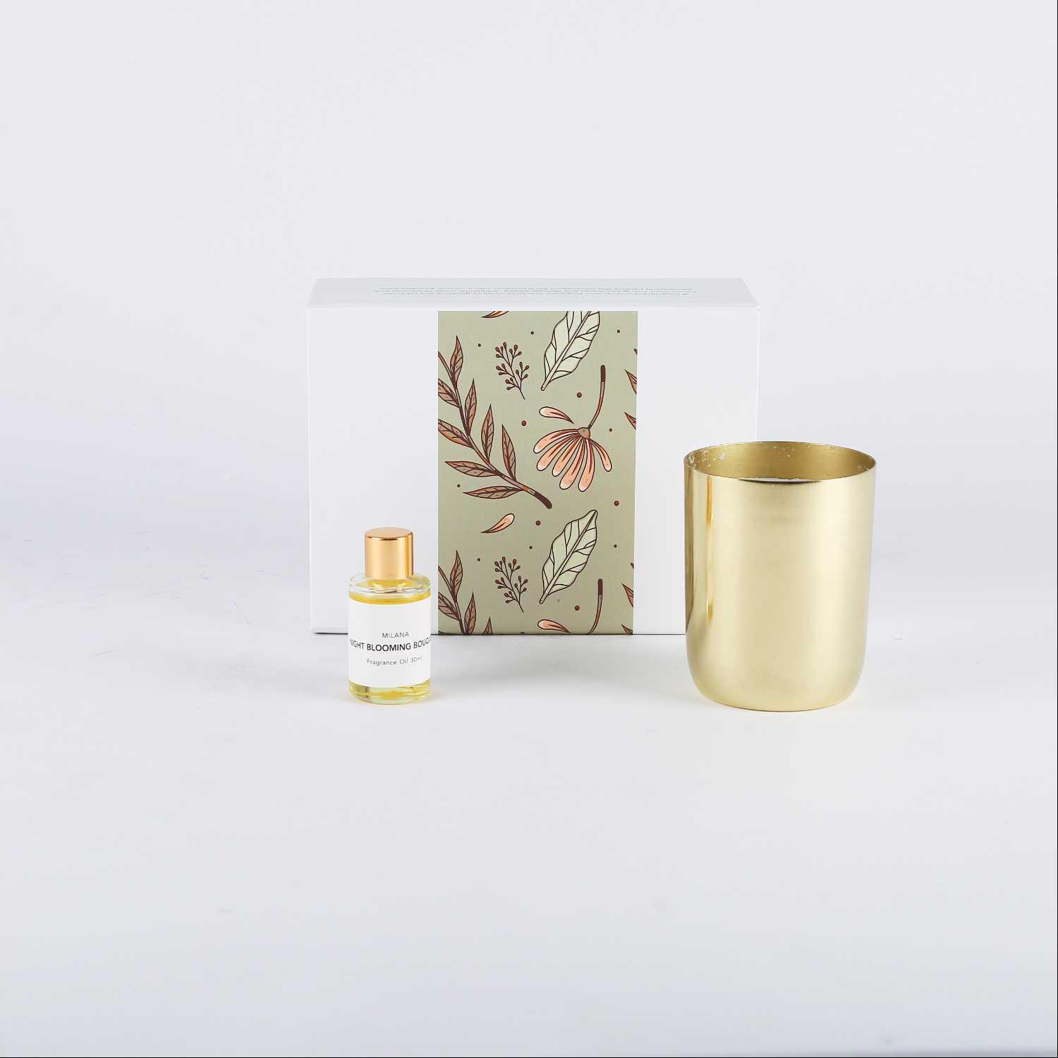 Milana Candle with Oil Night blooming bouquet