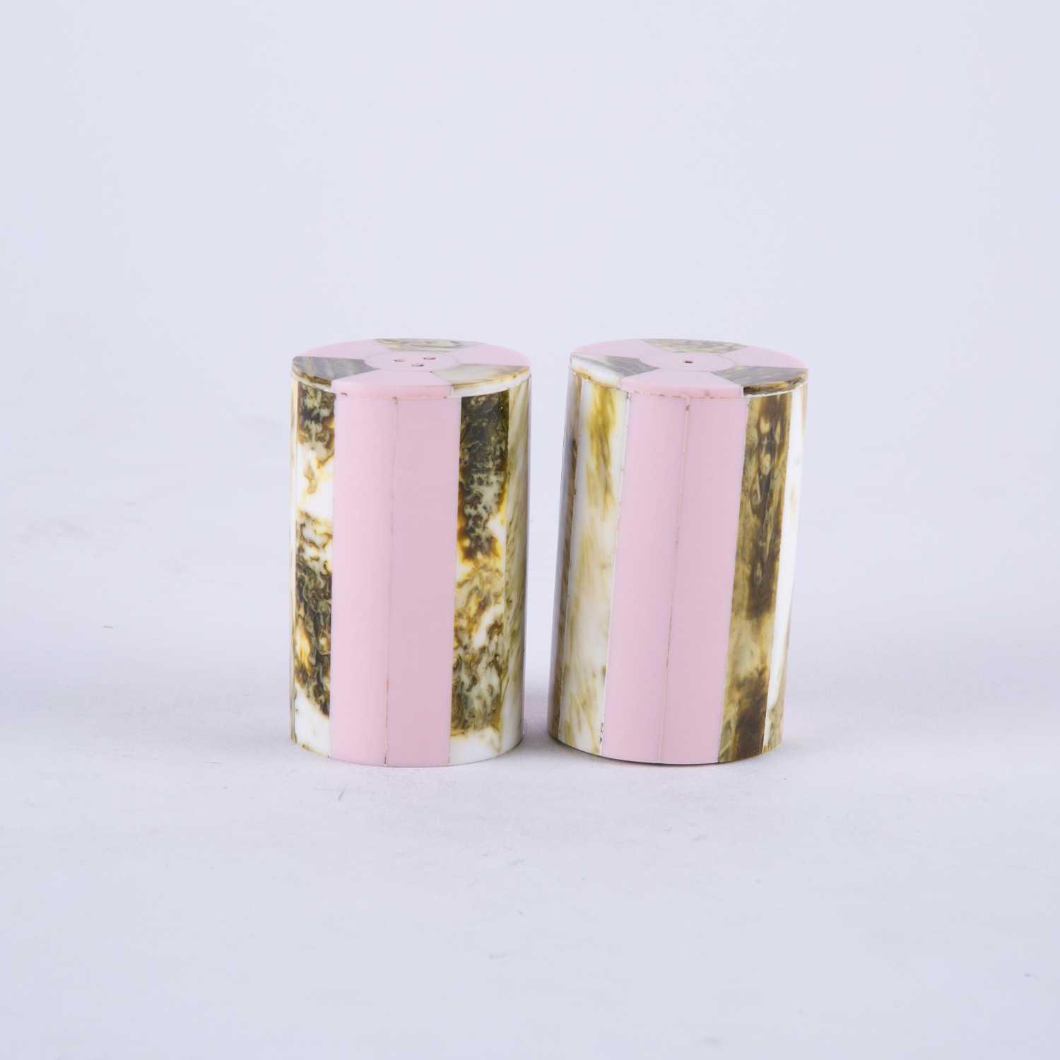 

salt and pepper shaker, Pink