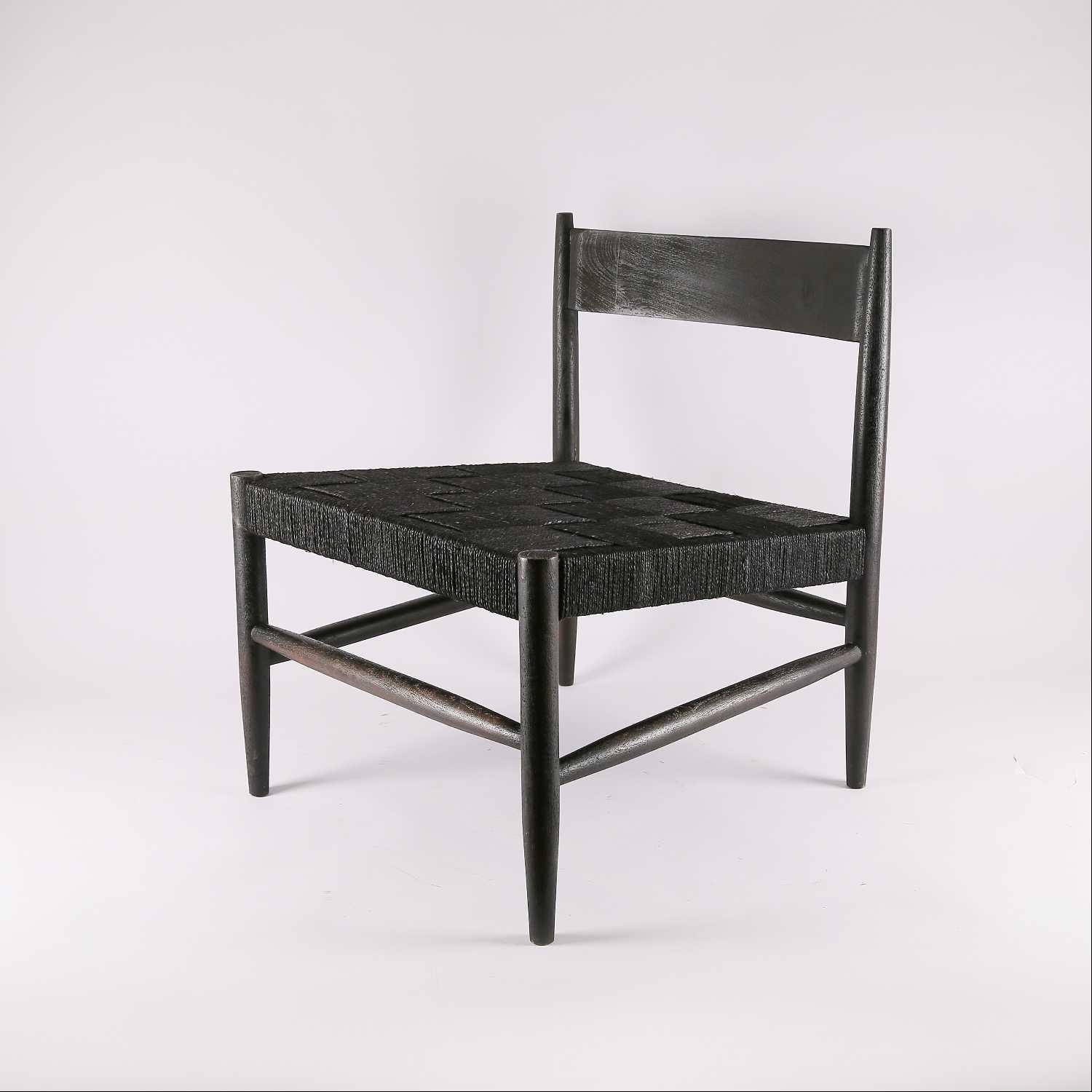 CHAIR-BLACK