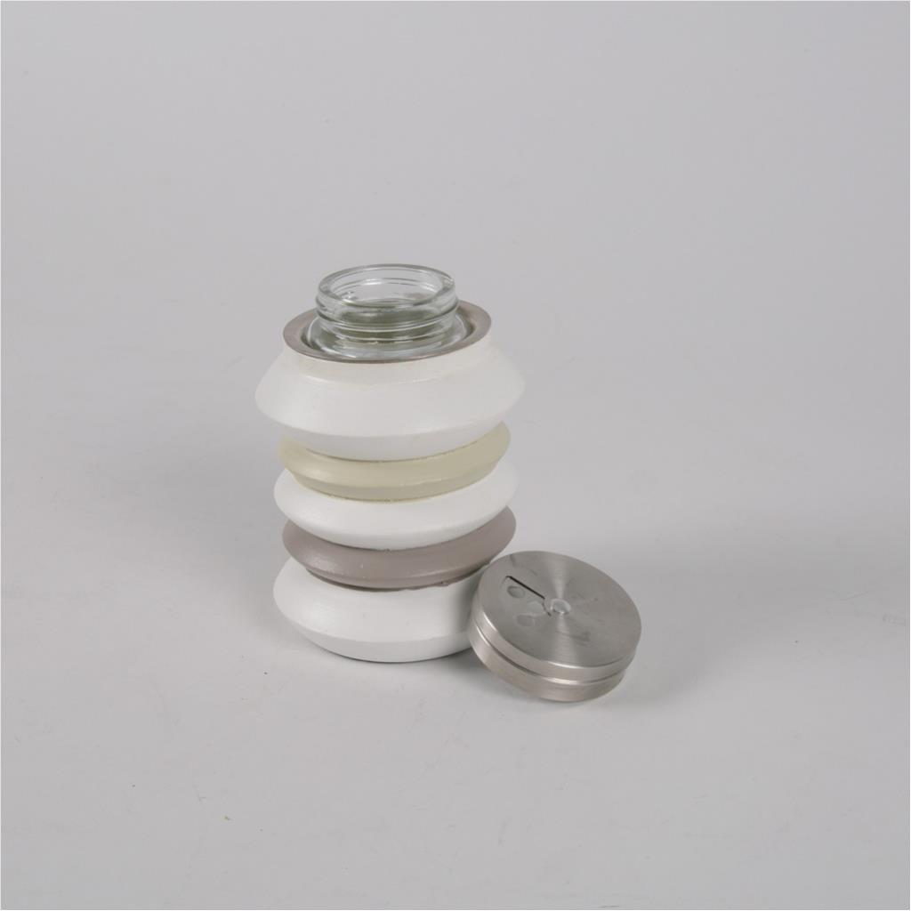 Wooden salt shaker