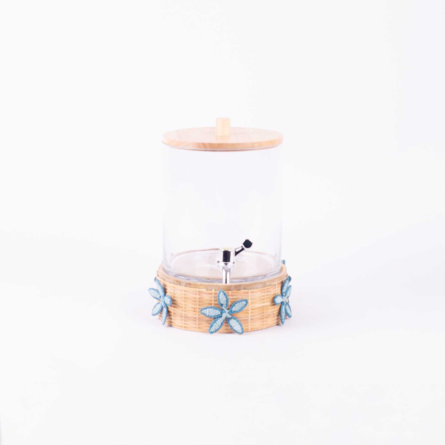 Beverage Dispenser from Retila