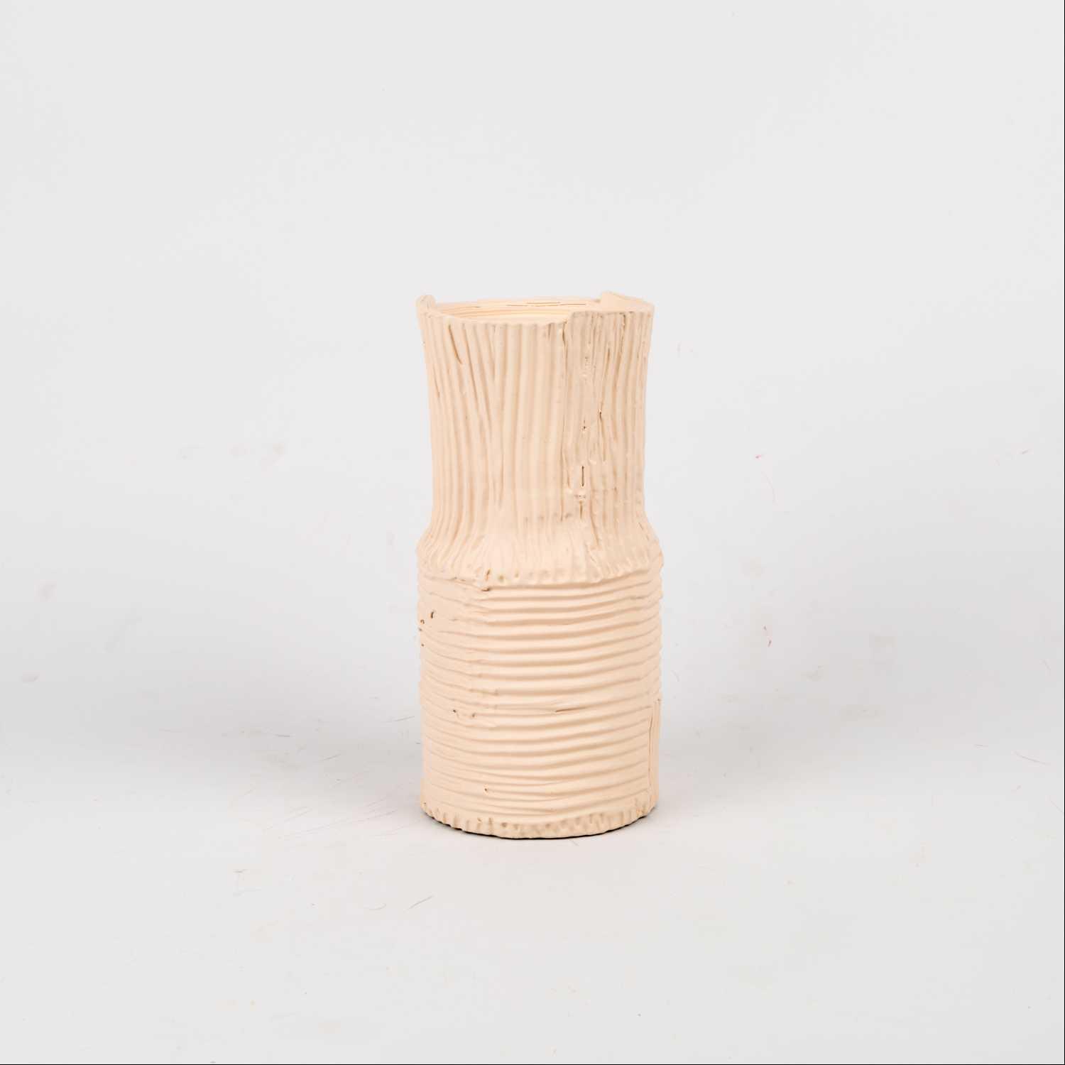 

aurora candle holder beige