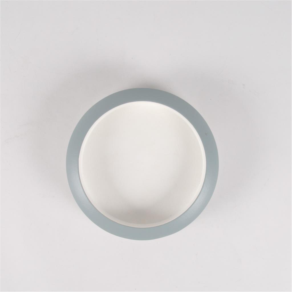 Wooden round serving bowl