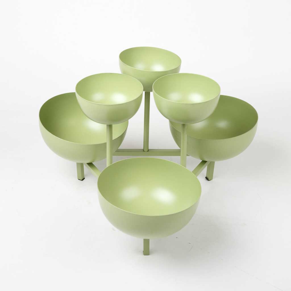 Serving stand with 6 bowls from Azha