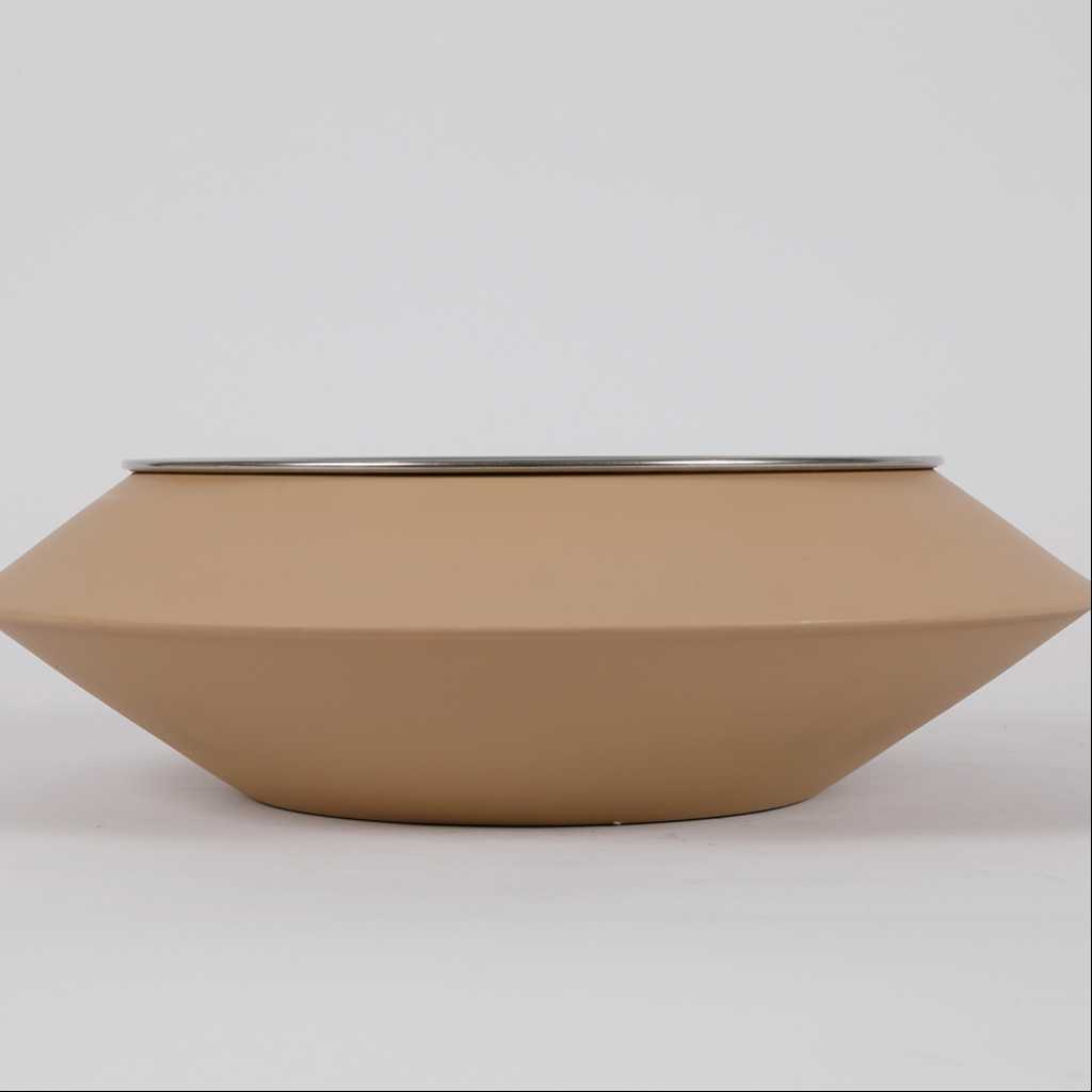 Salad serving dish from Daia