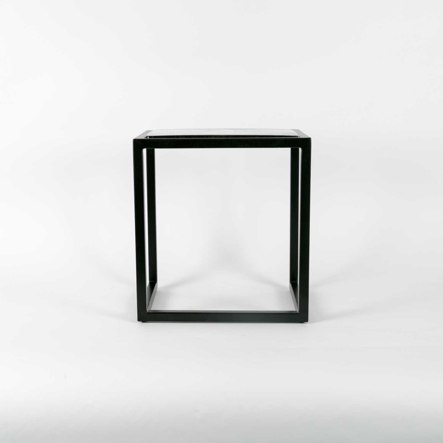 Side Table - Black - S