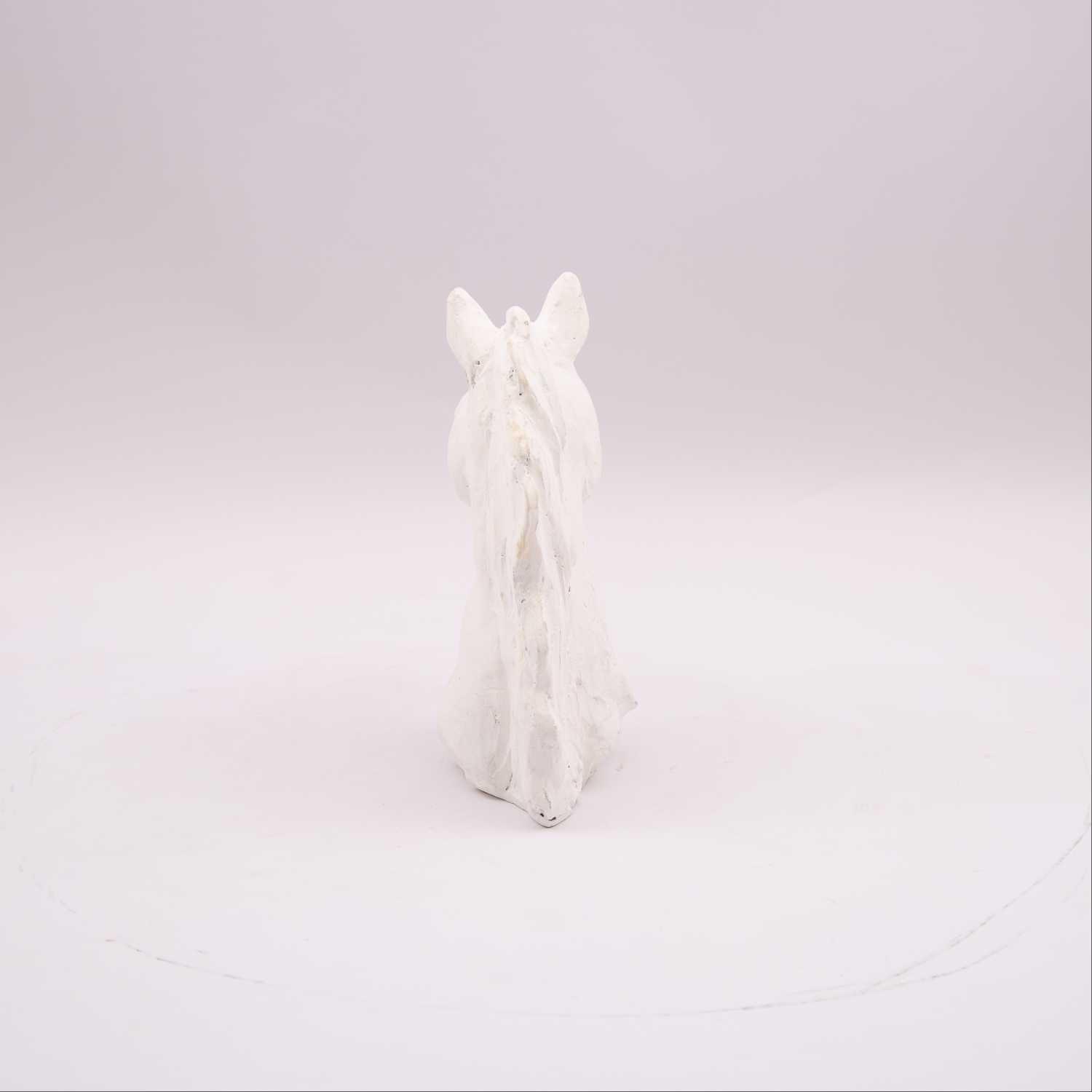 Horse head white from Viola