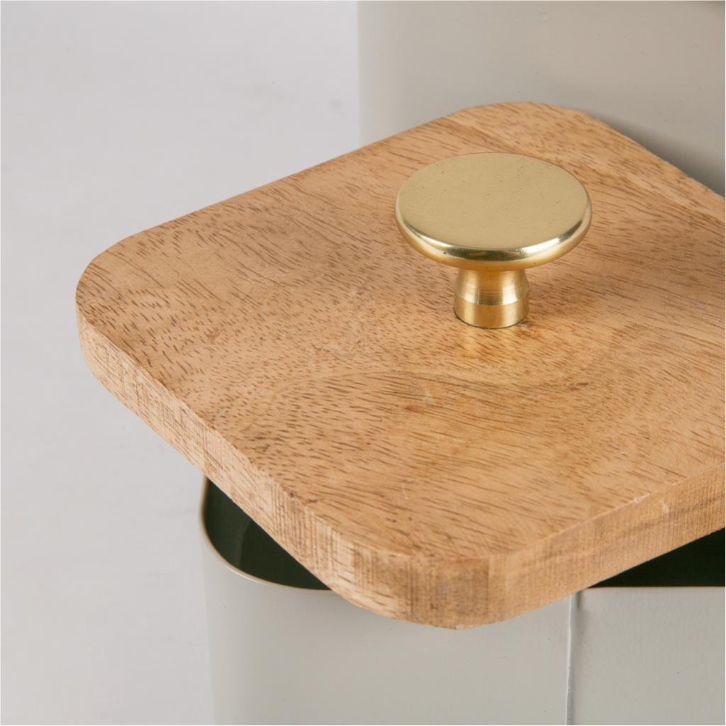 Metal storage box with lid