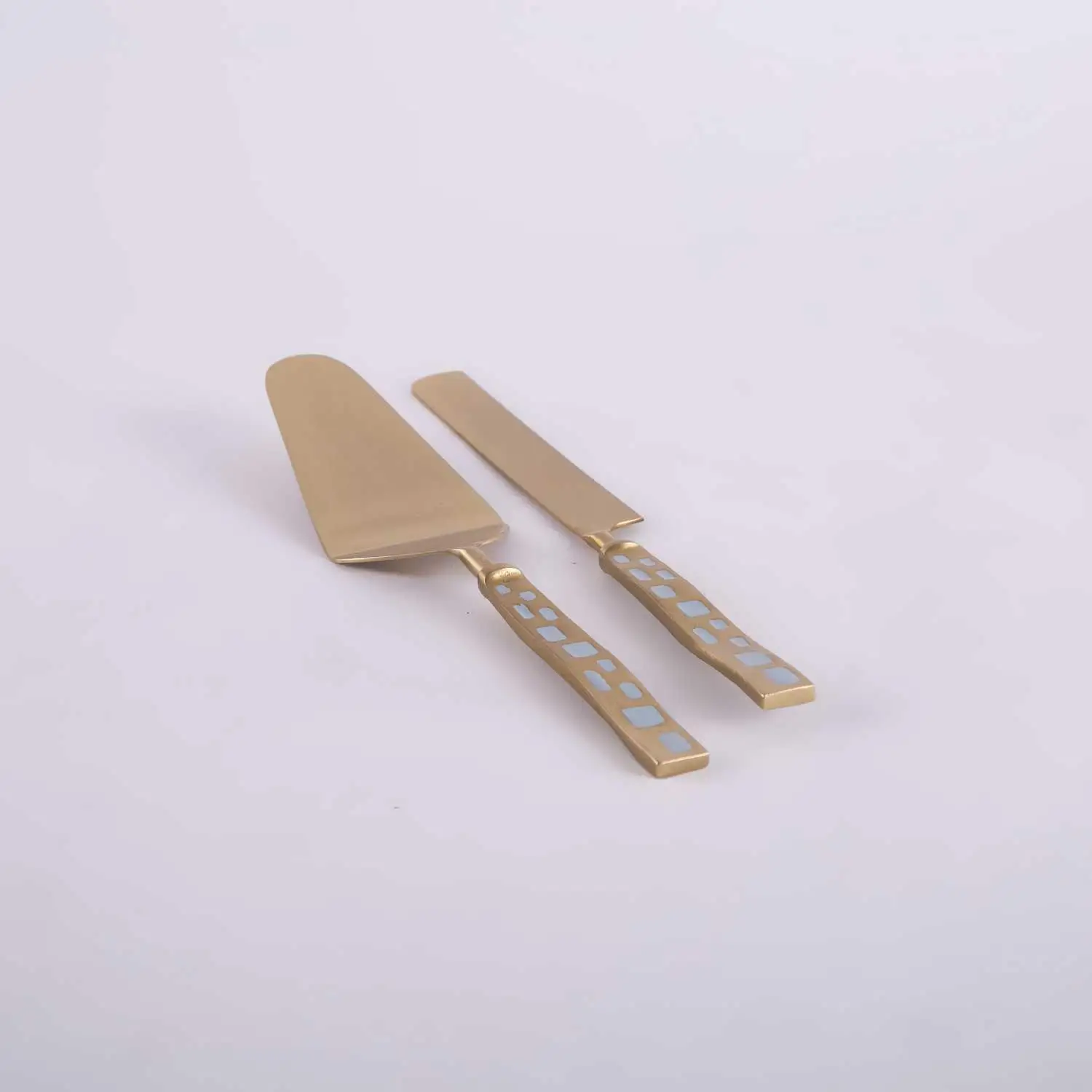 Cake Server Set from Atheela