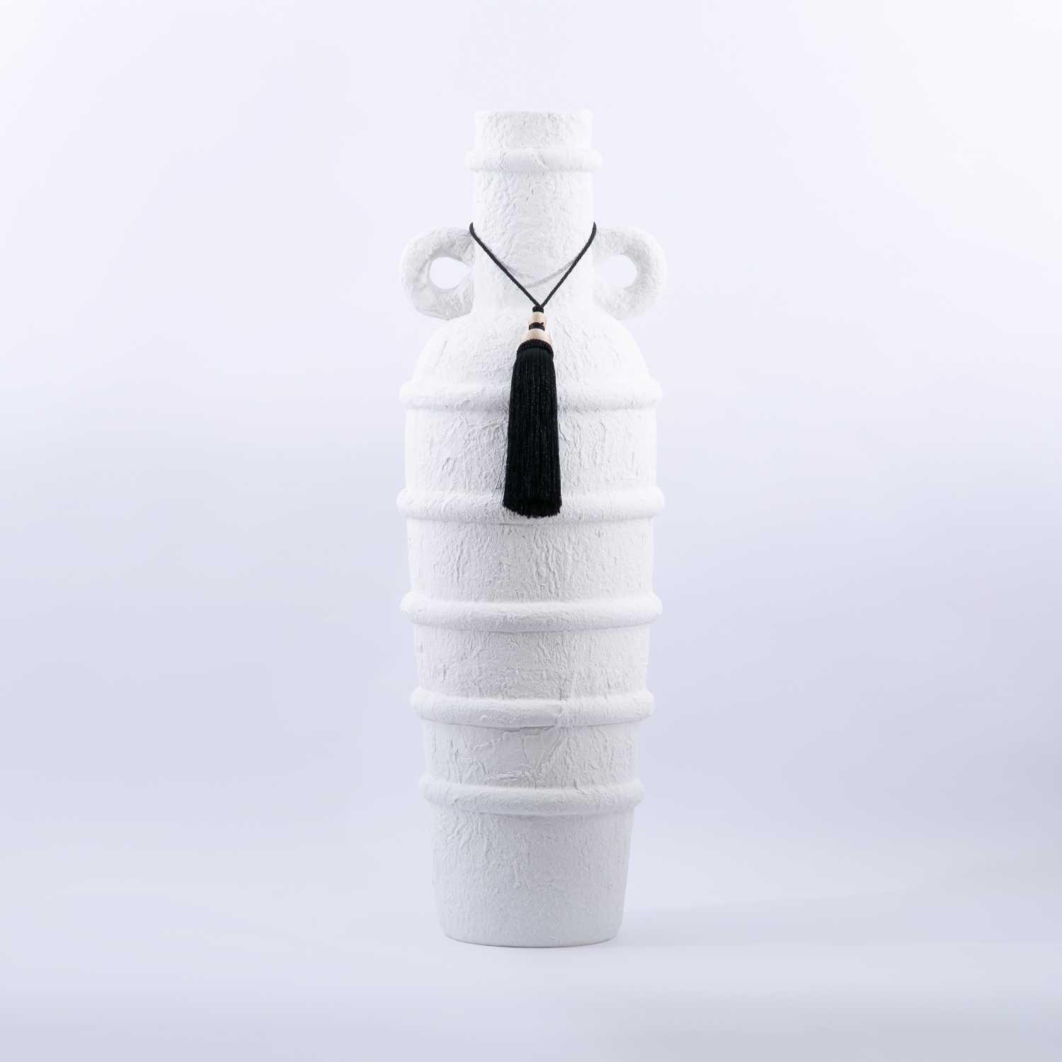 

vase from norseen, White silver