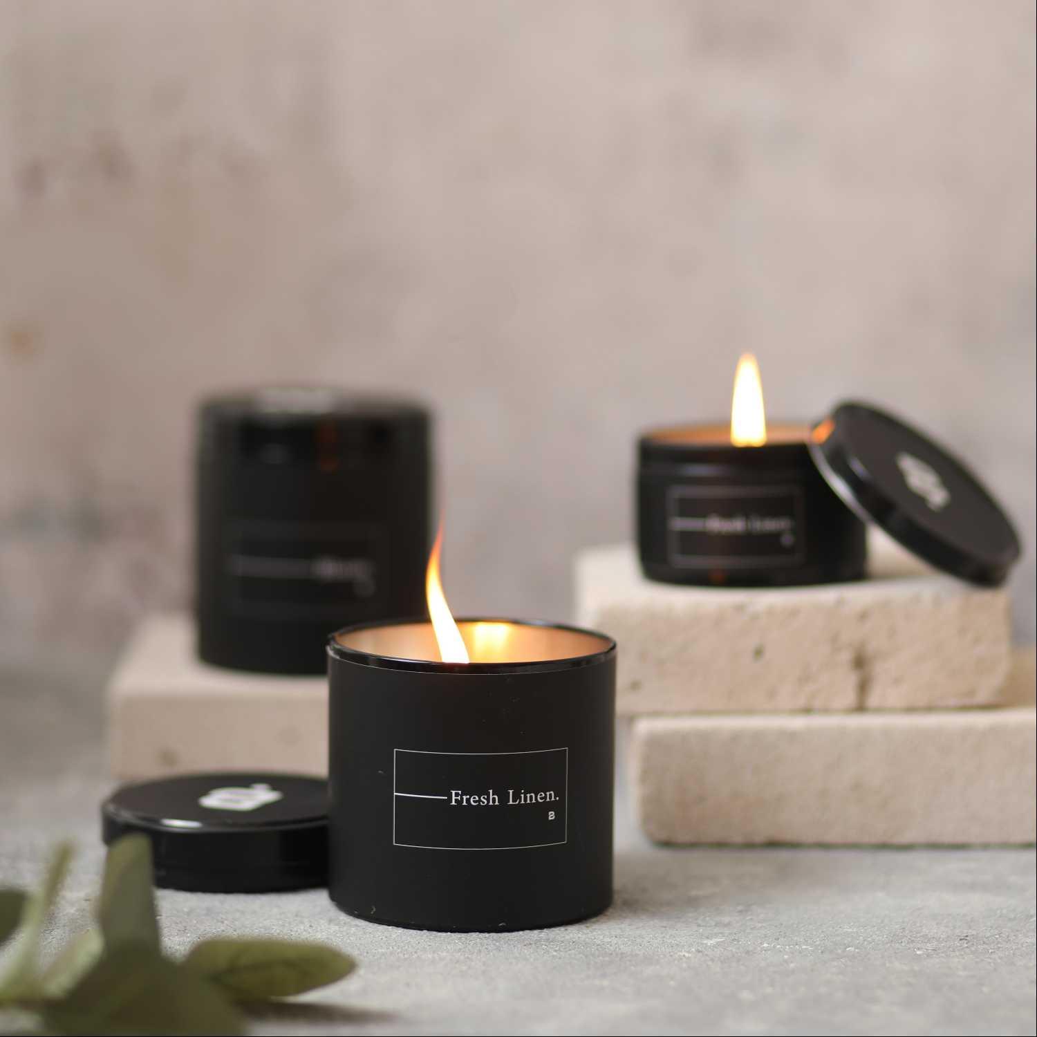 شمعة زجاجية معطرة