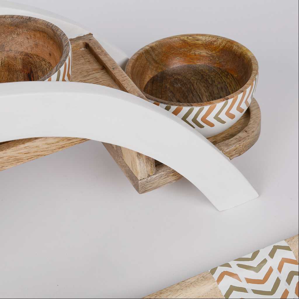 Wooden Bowl with Stand Set From Daia