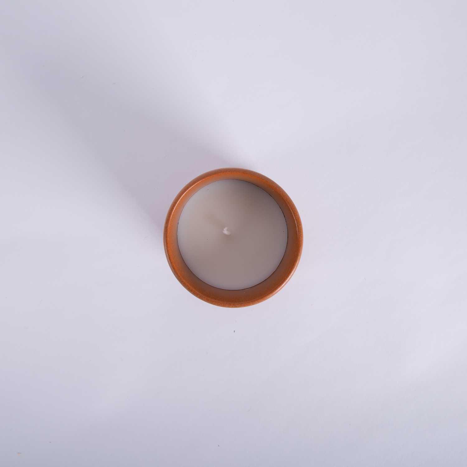 شمعة سيراميك كتان نقي