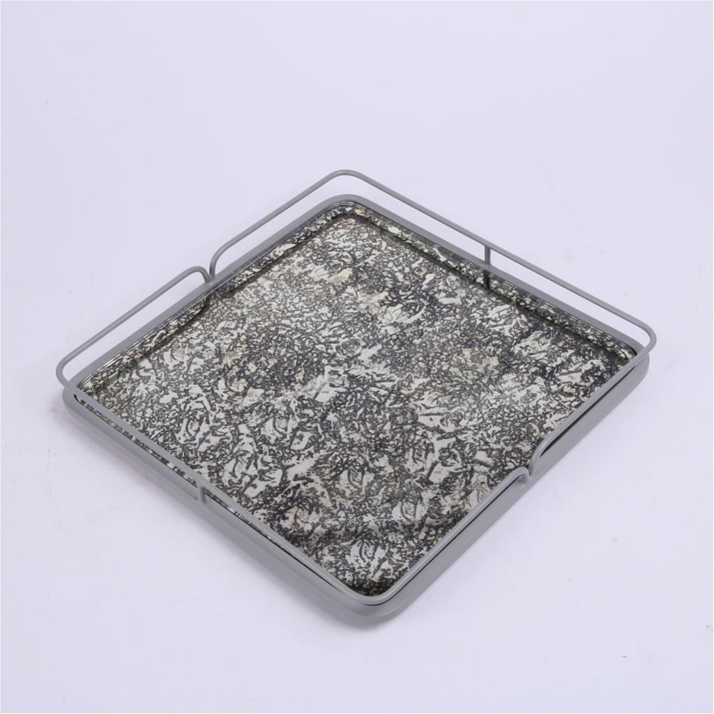 Serving metallic tray