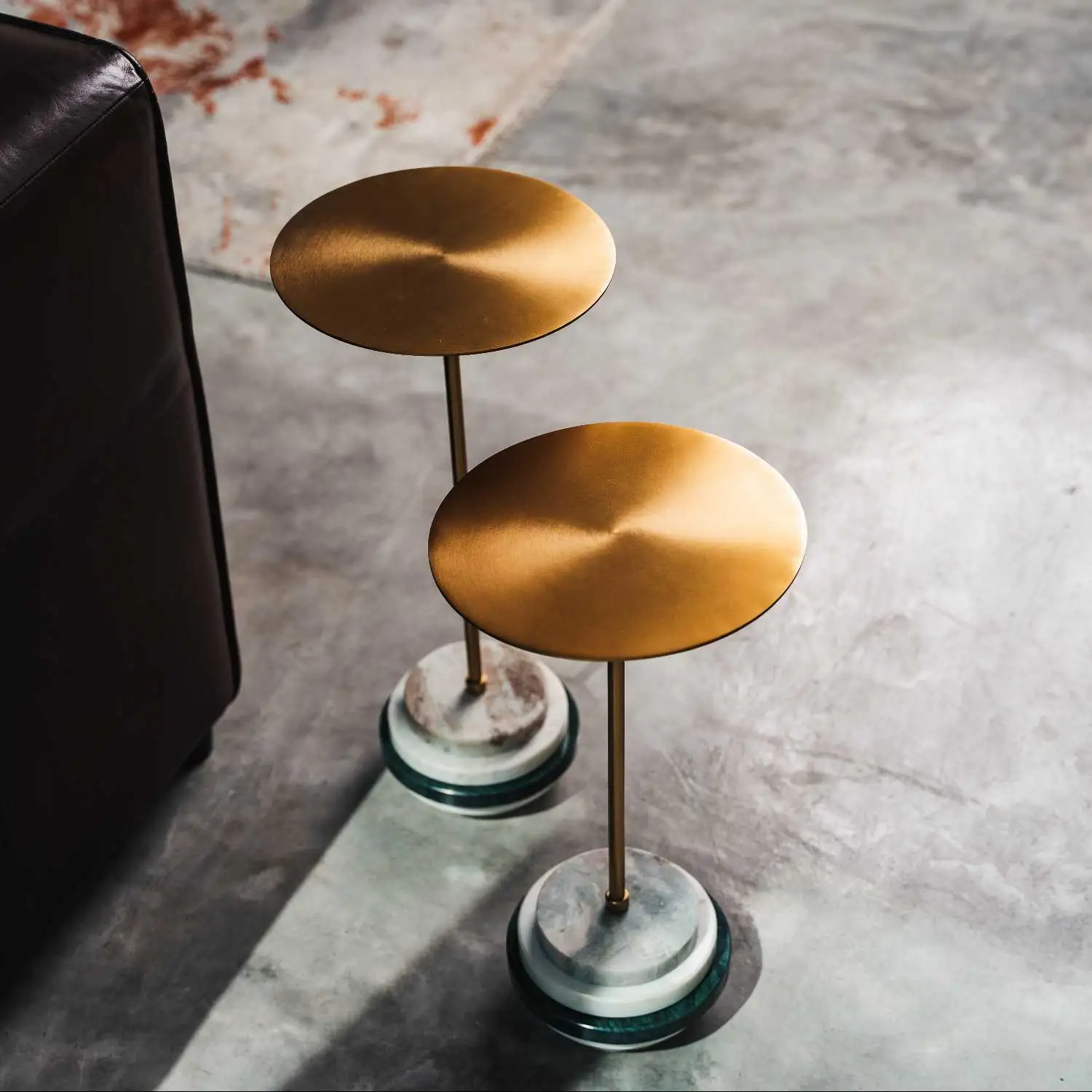SERVICE TABLE-GOLD
