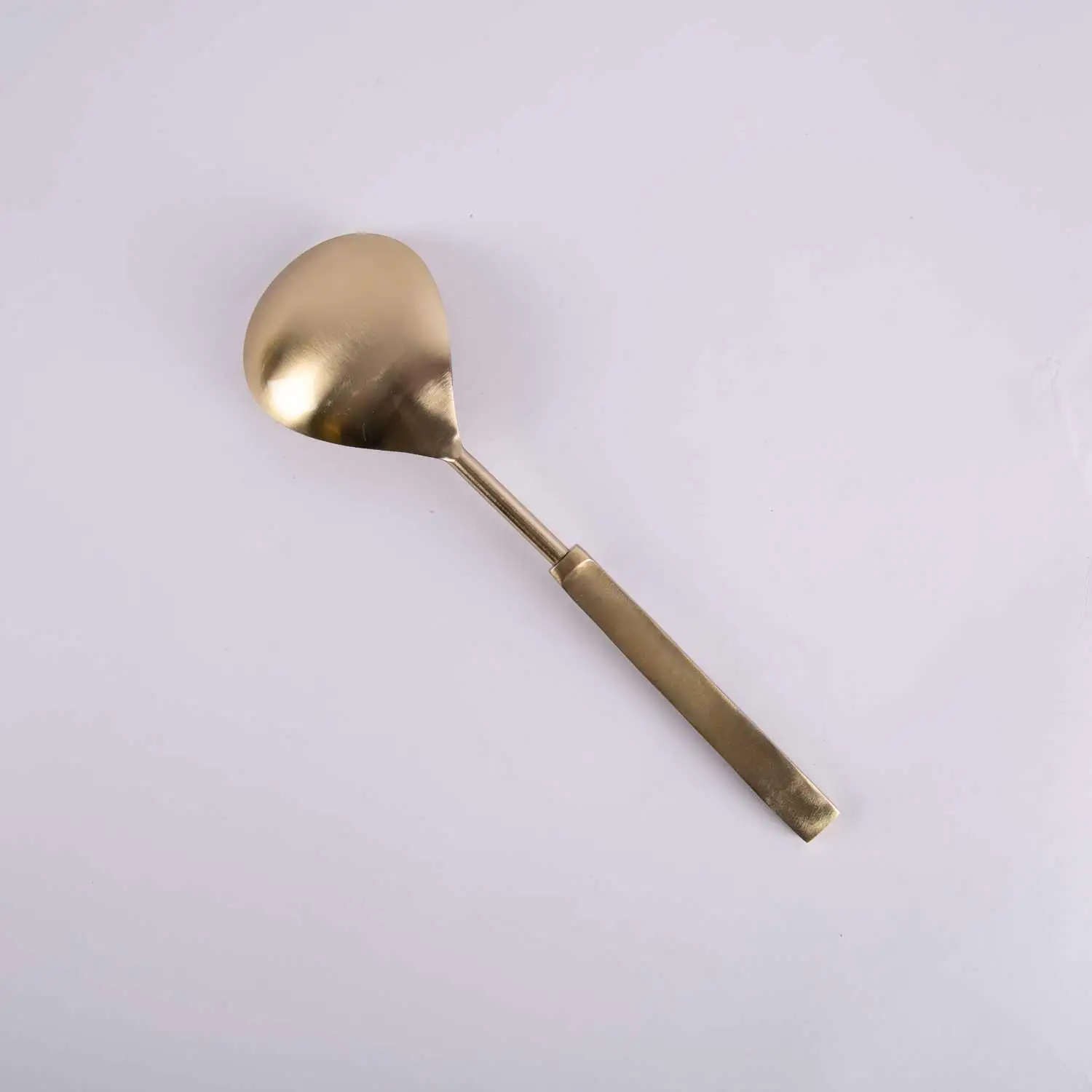 Salad serving set from Atheela