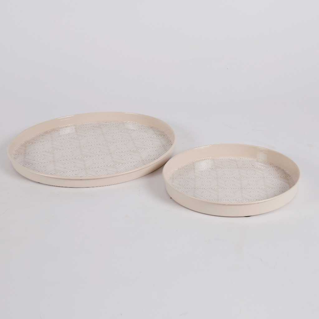 Round tray