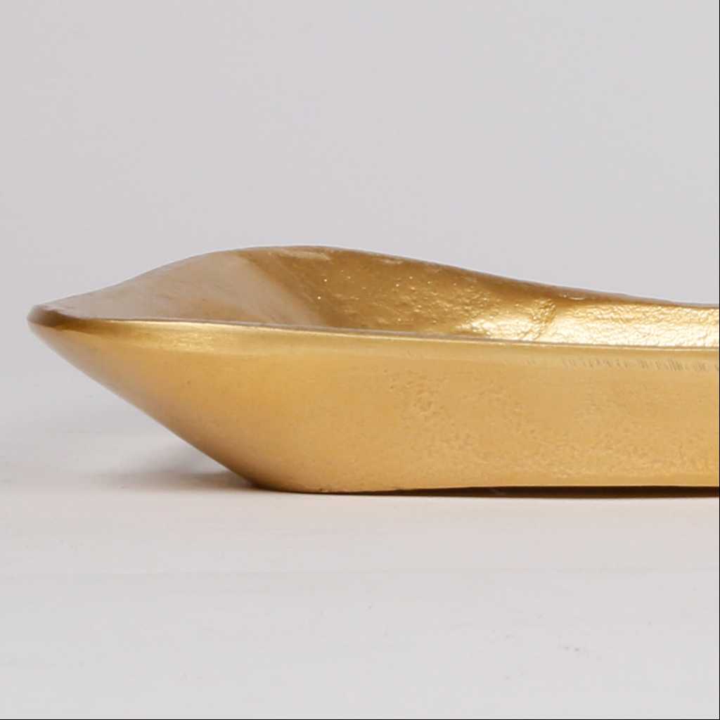 Serving metal tray