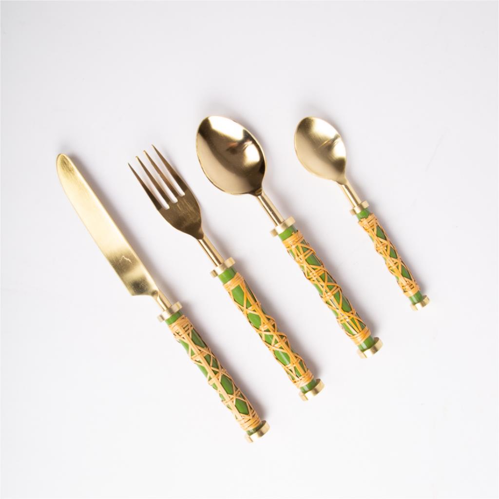 Cutlery rattan green set of 4 for one person