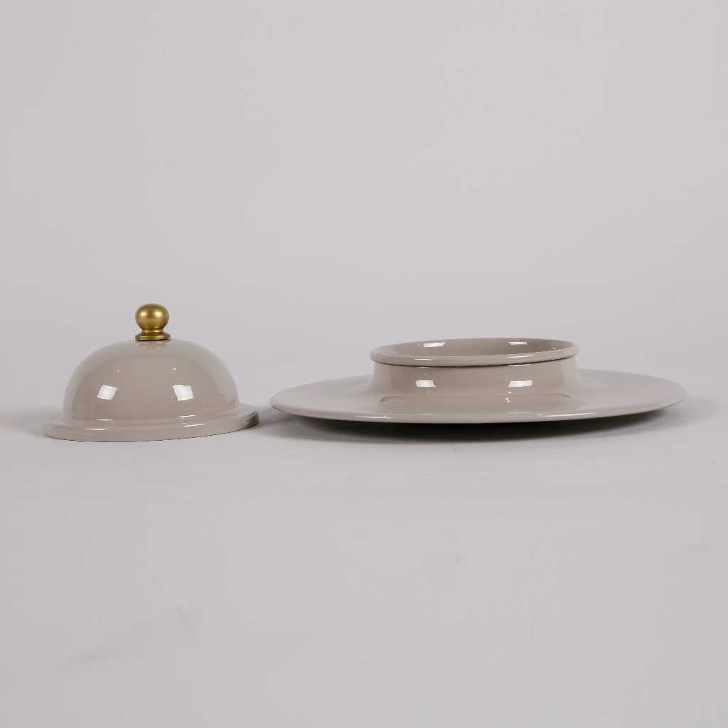 Modern Date Plate