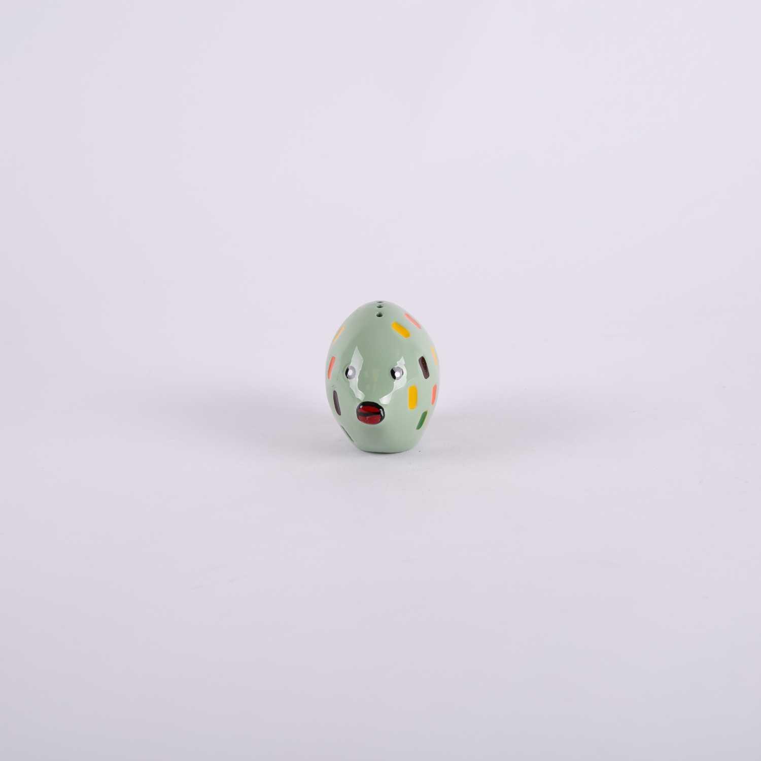 Salt And Pepper Shaker From Zyana